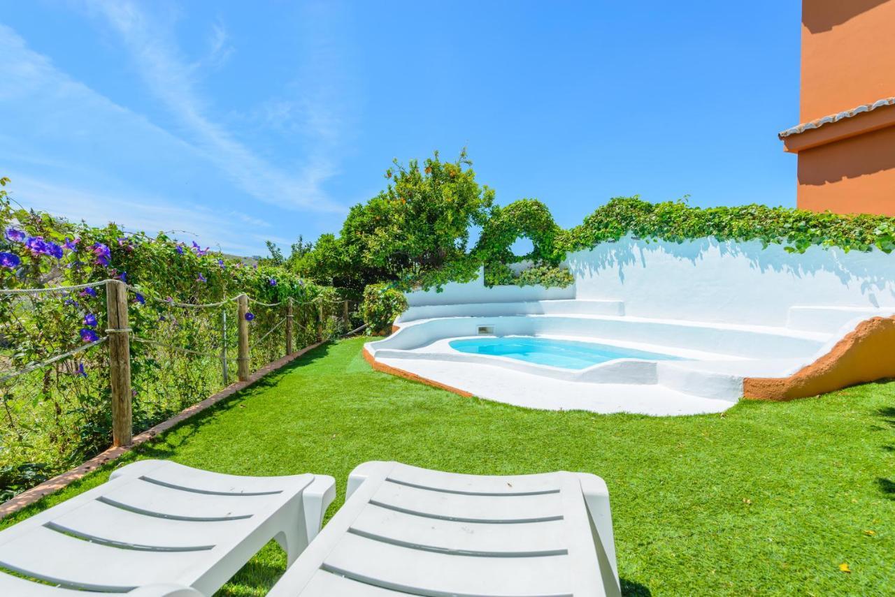 Holiday Home El Pilarillo Piscina Compartida Alcaucín Exterior foto